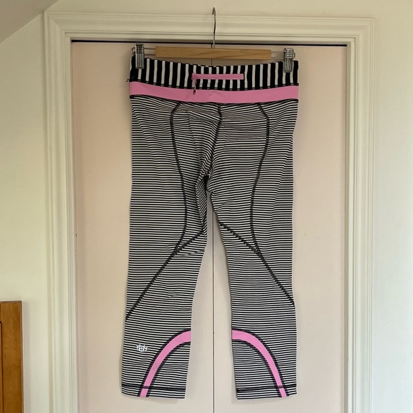 lululemon seawheeze run inspire crop - size 6 - Picture 2 of 2